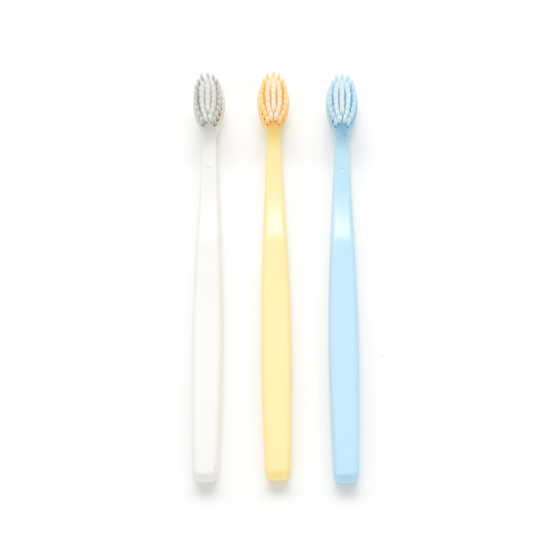 PP-håndtak Ultrafint, mykt PBT-bust dyprengjøring for voksne Oppfyll EURO-standardene Tannbørste